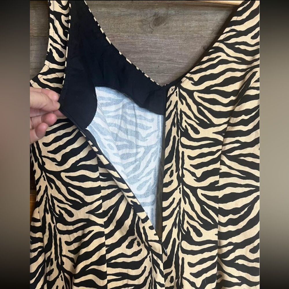 Robbie Bee Dress - Picture 4 of 4